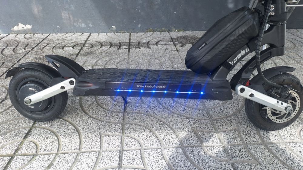 Trotineta elétrica kaabo mantis 10
