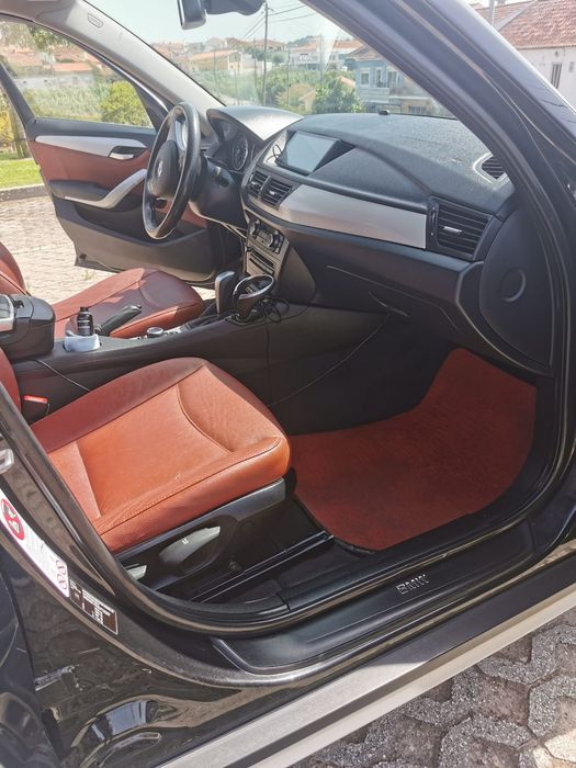 BMW X1 18d automático