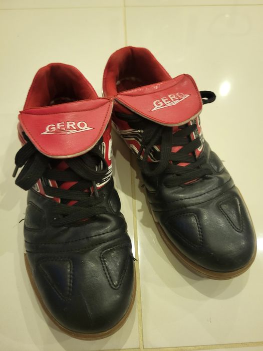Buty czerwono-czarne r.44 , dł.wkładki 27,5