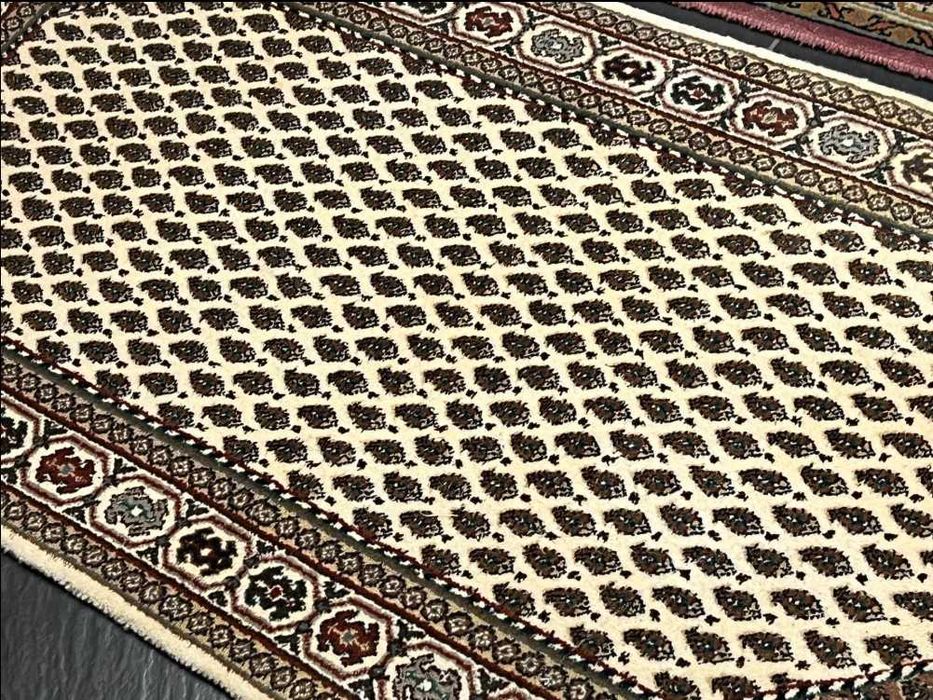Dois Tapetes Persas SAROUGH MIR originais, com 140cm x 70cm, feitos à mão em lã sobre algodão