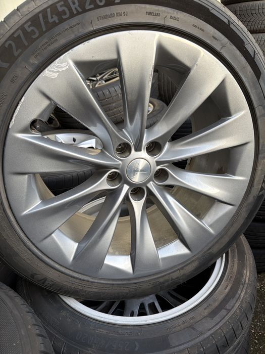 Jantes 20 Originais Tesla X em 5x120