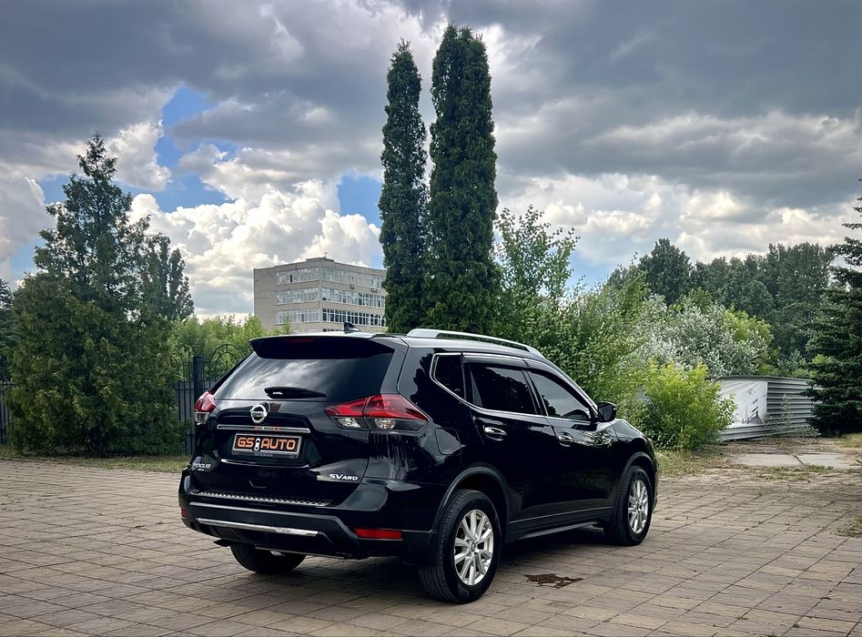 Продам Nissan Rogue.