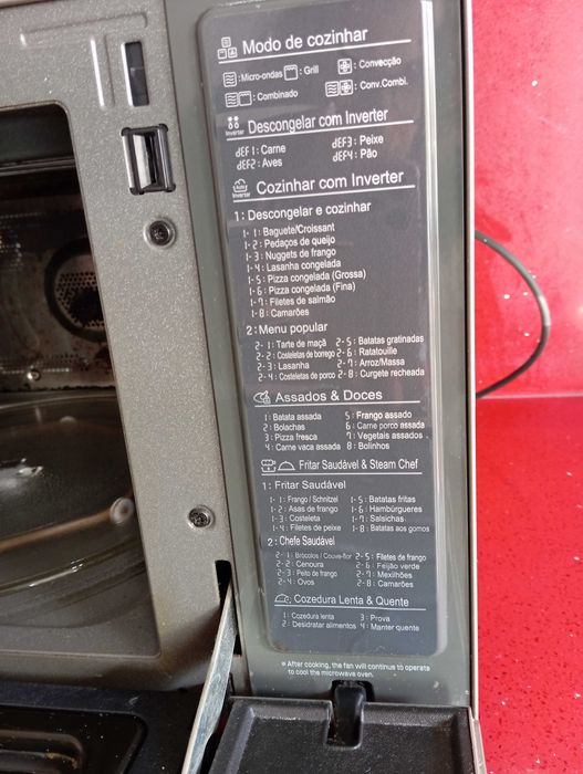 Microondas LG Neochef - Smart Inverter, 39L