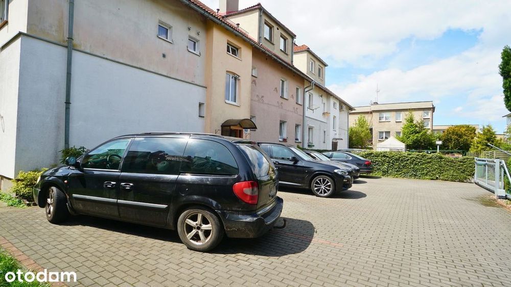 4 pokojowe, bezczynszowe, z miejscem postojowym