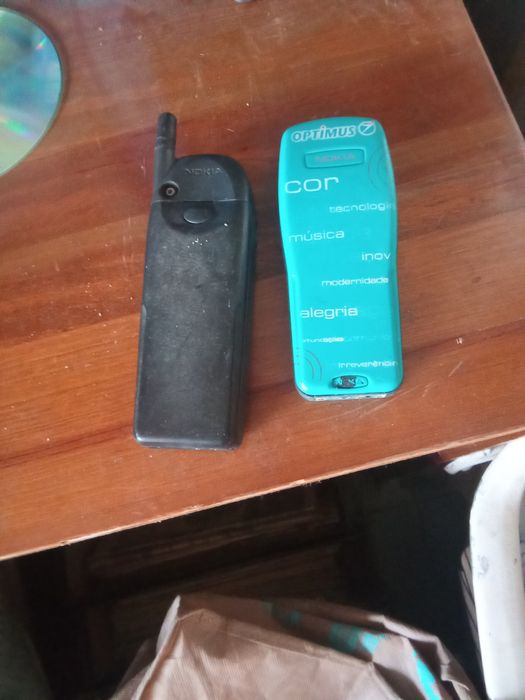 Dois Nokia coleção.
