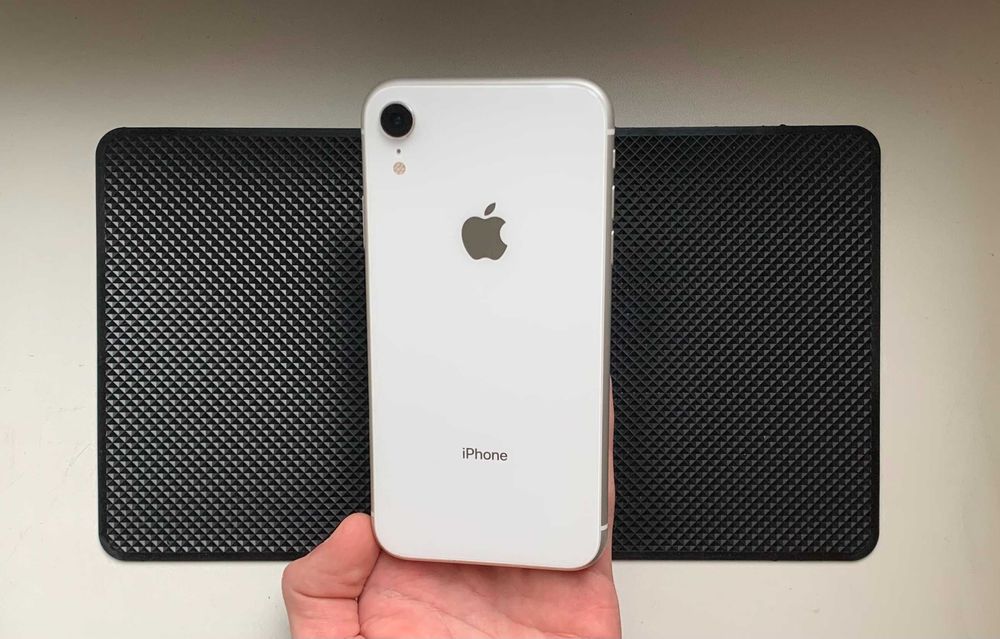 Как новый - iPhone XR - 64 гб - 81% АКБ - NEVERLOCK - WHITE