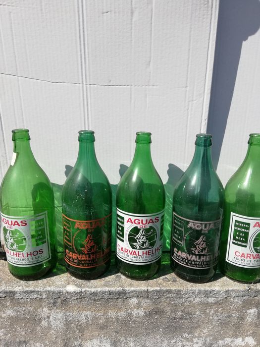 Para quem coleciona garrafas aqui tem uma boa oferta disto já não há