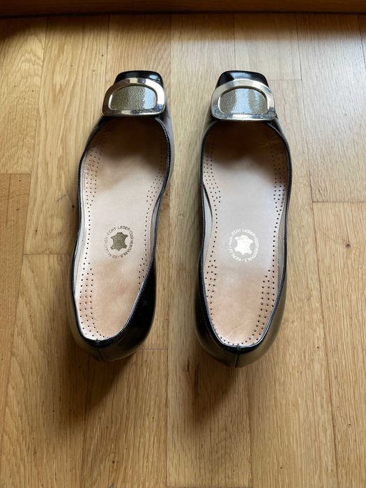 Sprzedam buty skórzane lakierowane włoskiej marki Nebuloni, r.41