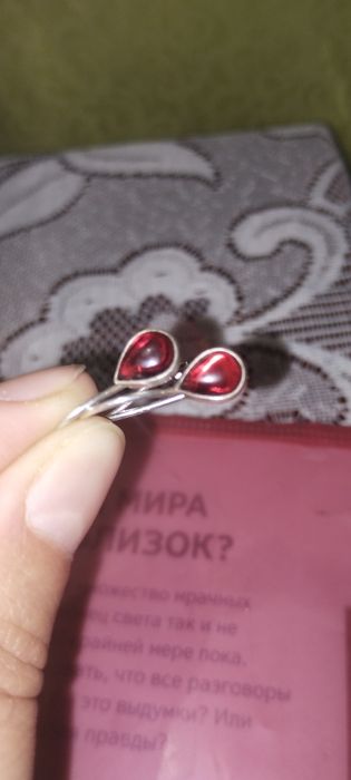 Продаю серебряные серьги