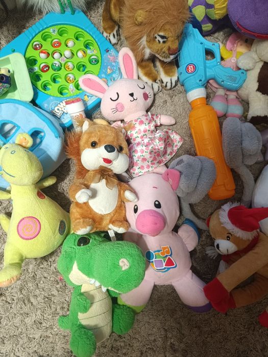 Zestaw zabawek dla dziecka + gratis