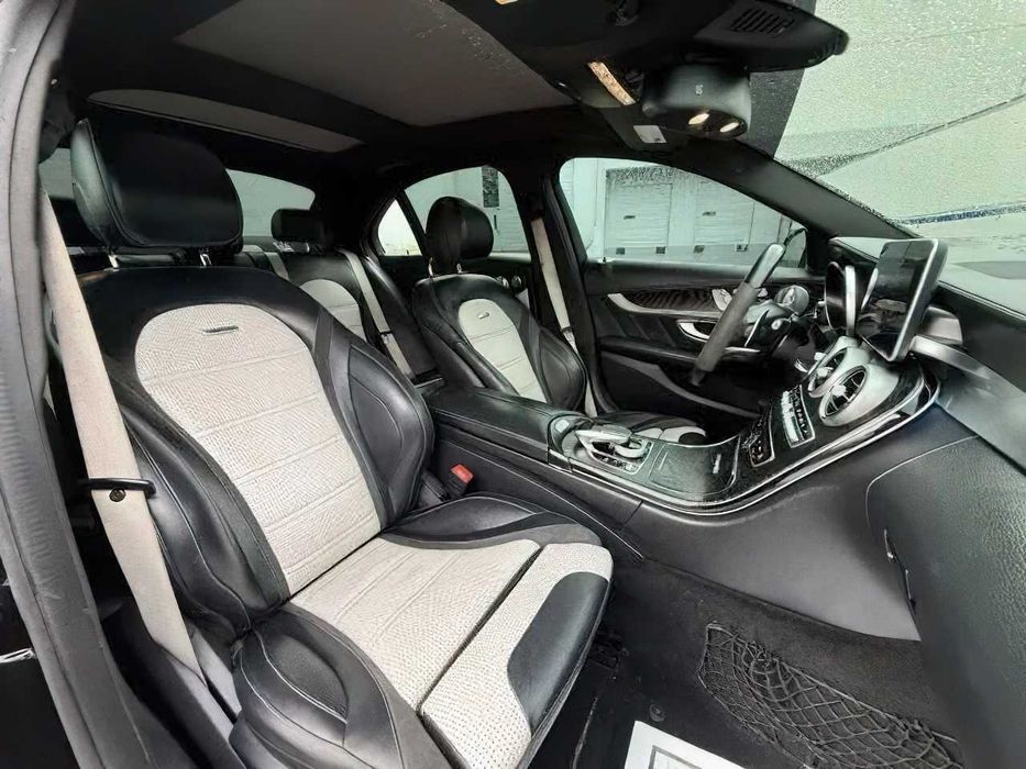 Mercedes-Benz C-Class AMG C 63 S      2017