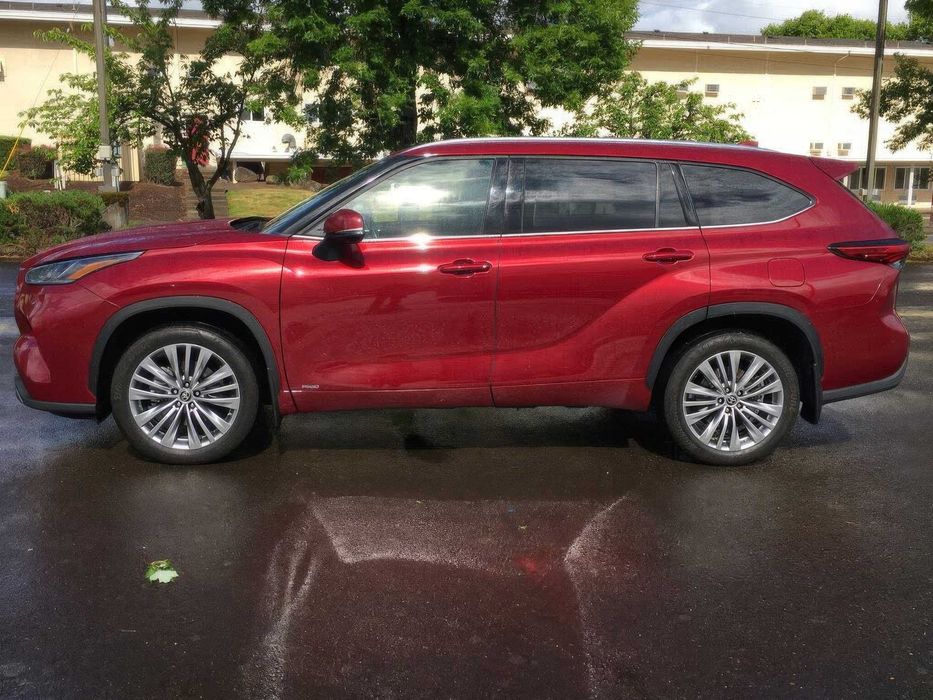 Toyota Highlander Hybrid Platinum      2022