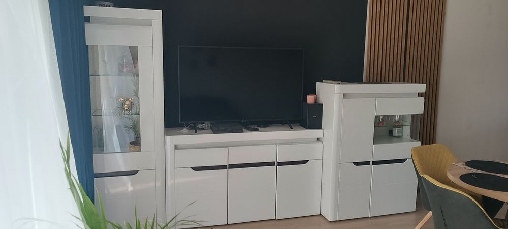 Sprzedam komplet mebli salonowych