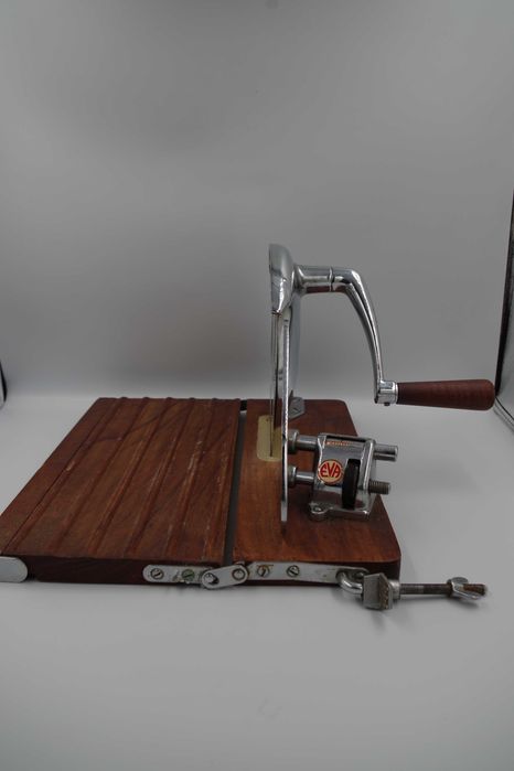 Krajalnica ręczna EVA