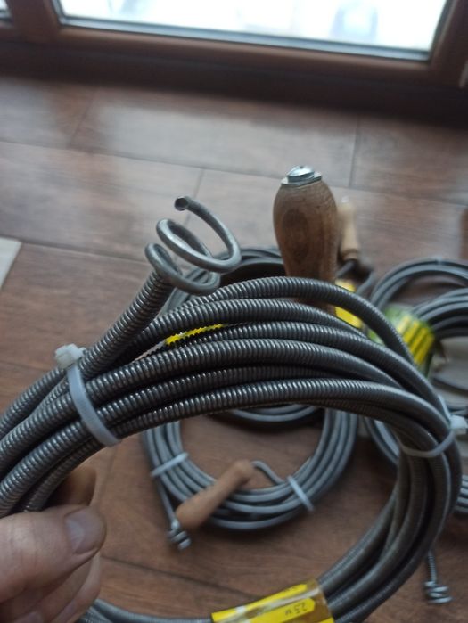 Трос канализационный д.9мм,сталь 70 пружинная.Разные размеры.