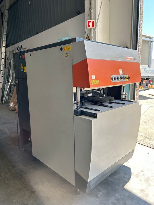 Maquina limpar janelas de PVC