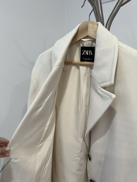 Sobretudo cru Zara