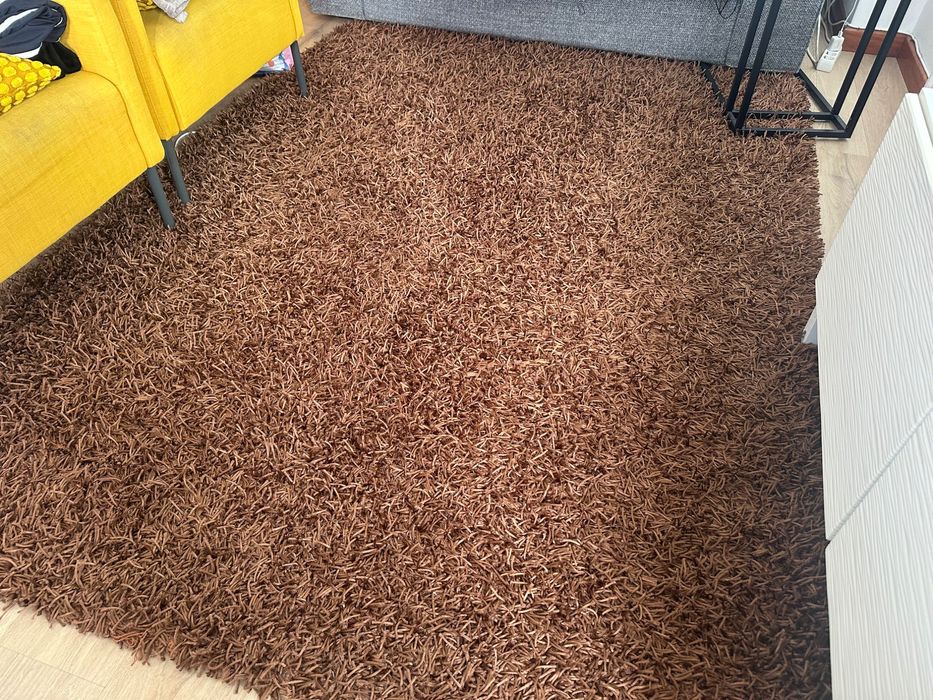 Tapete Castanho como novo