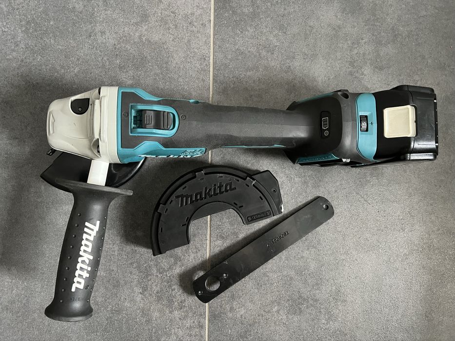 Безщіткова Акум.болгарка Makita DGA 511 (рег.оборотів)