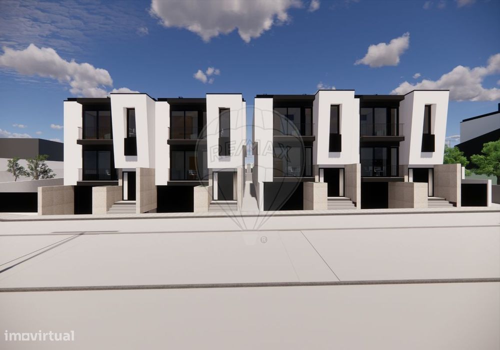 Moradia T4 para venda