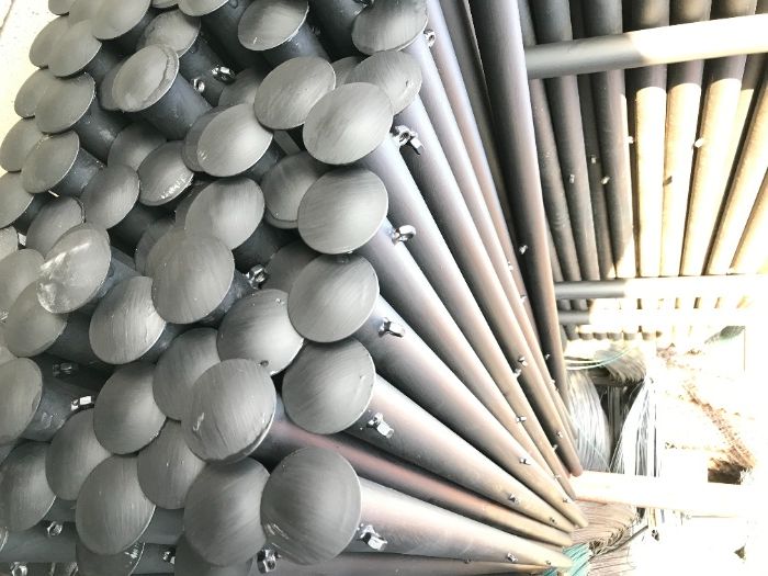 słupki pod siatkę fi 48,3x2,9mm