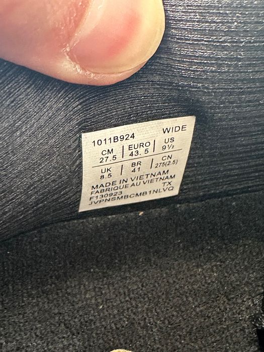 Кросівки Asics Novablast 4, Розмір 41,5/42,5/43,5/44/45!