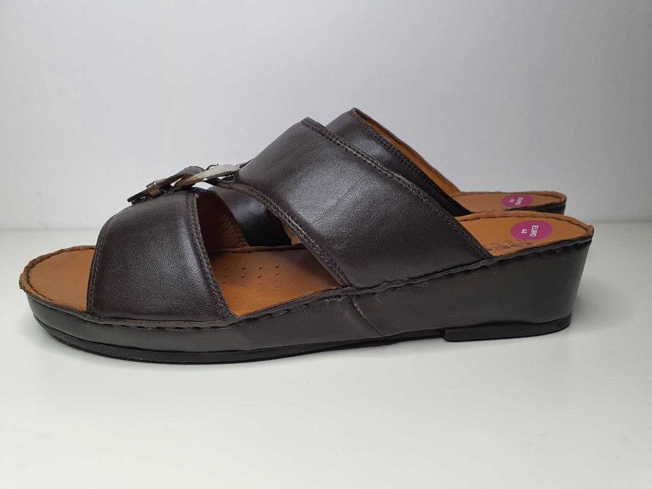 Skórzane sandały Geox. Rozmiar 44