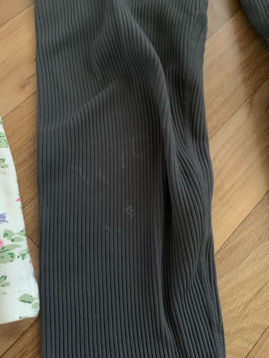 Віддам лосіни рубчик, топ та поло розмір M