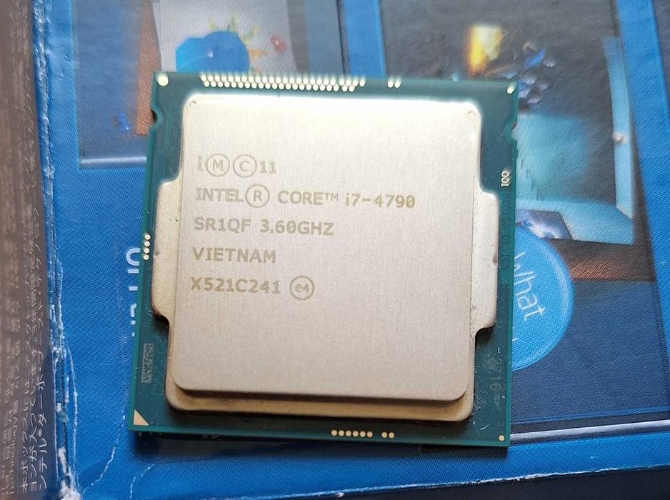 Procesor Intel i7-4790 socket LGA 1150 - 4 rdzenie / 8 wątków do 4.0 GHz w turbo