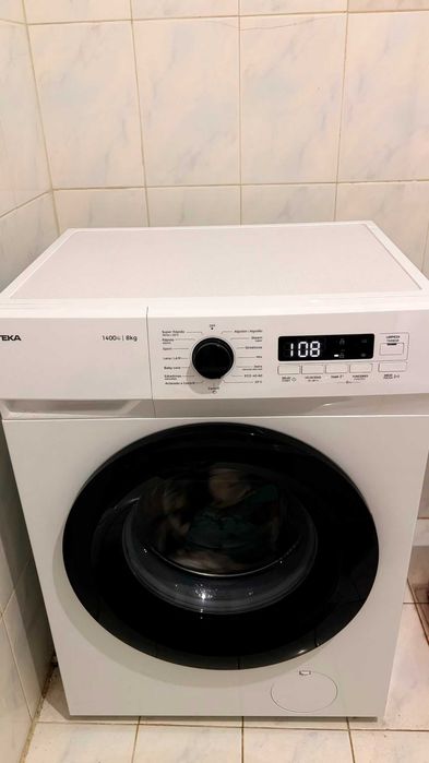 Maquina de Lavar Roupa - TEKA 8L em perfeito estado