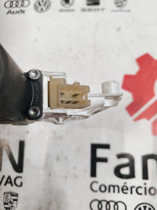 Motor Vidro Frente Direito - A2048200242