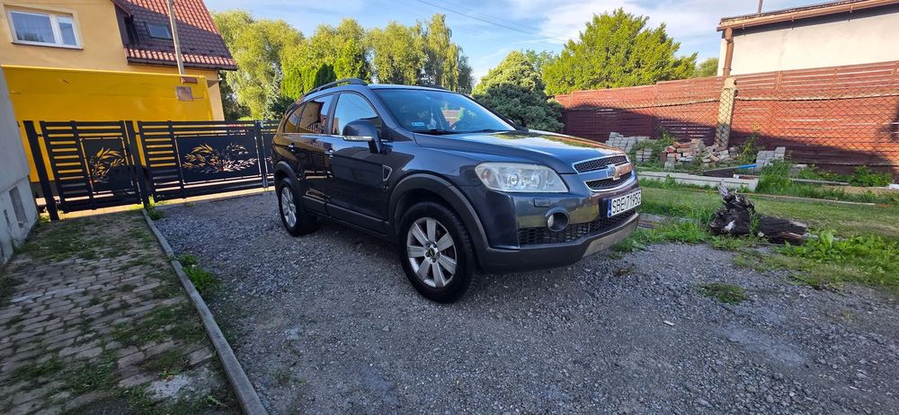 Chevrolet Captiva Captiva 3.2 benzyna automat 7osobowy