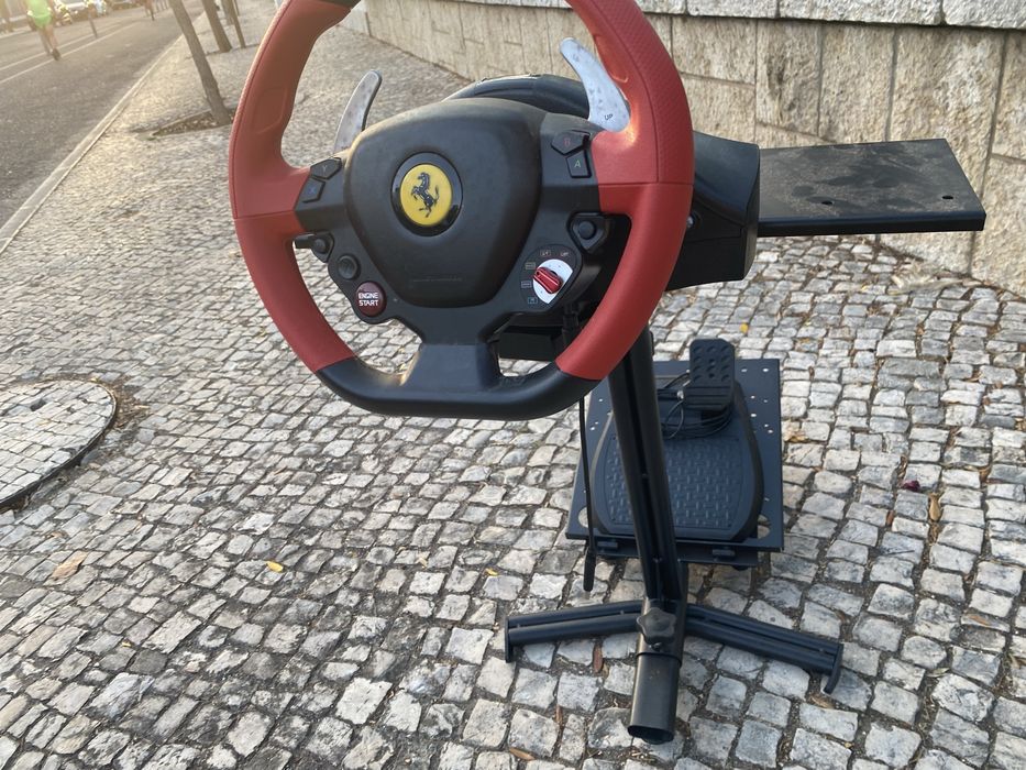 Volante Thrustmaster Ferrari 458 Spider + Suporte Wheel Stand