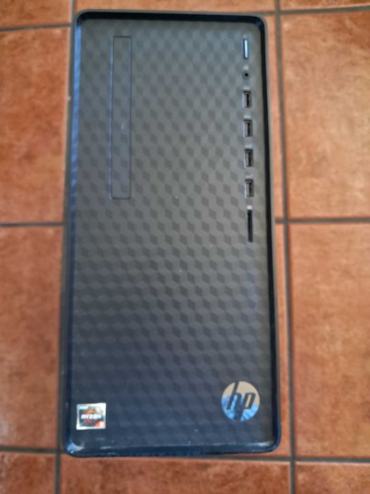HP Desktop Computer. Never Used.447155333455554562