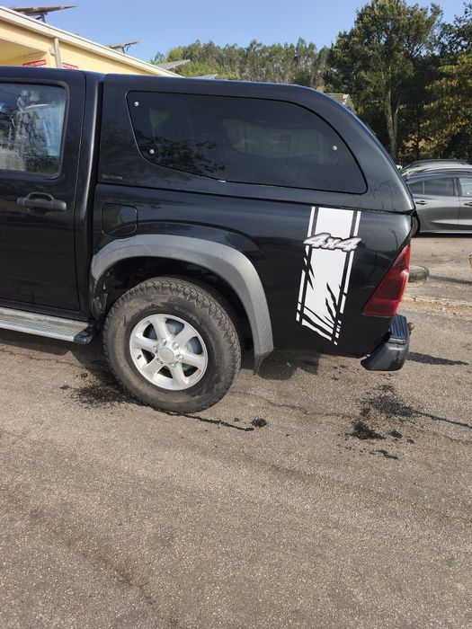 Isuzu D max 2.5 TDI  2012