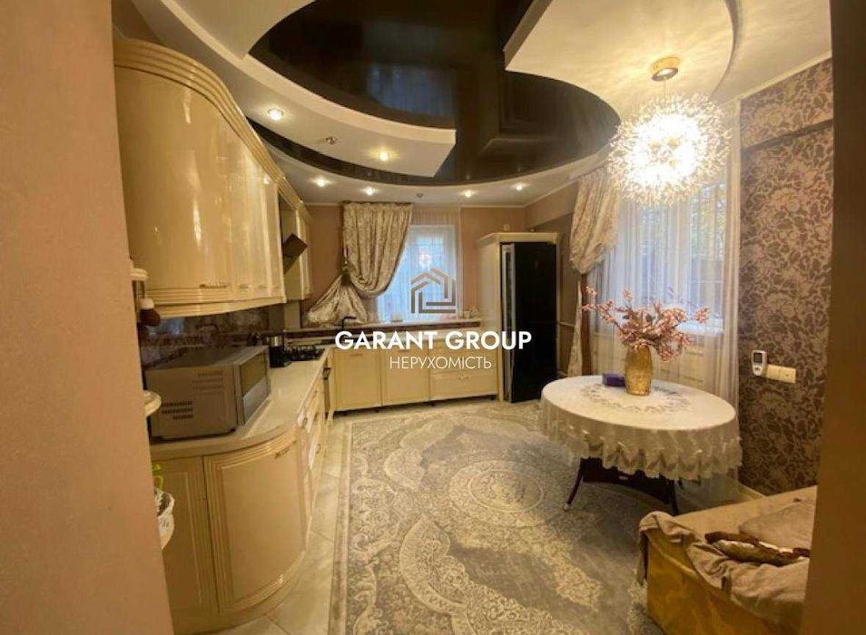 Будинок 100м.кв у Малиновському районі /Повністю укомплектований / 11 соток
