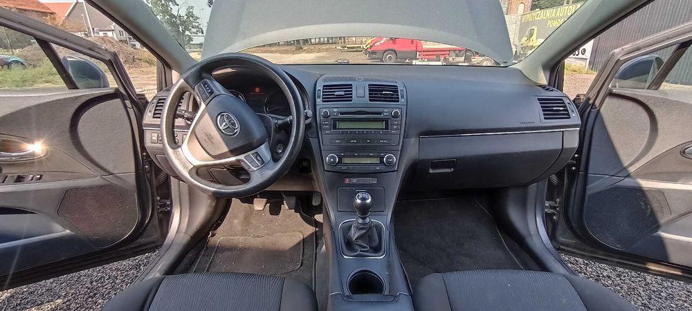 wtrysk wtryskiwacz pompa avensis 2.0 d4d 1AD-FTV  126 km lak 1g3