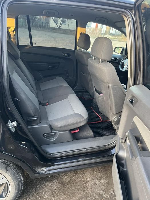 Продам Opel Zafira B