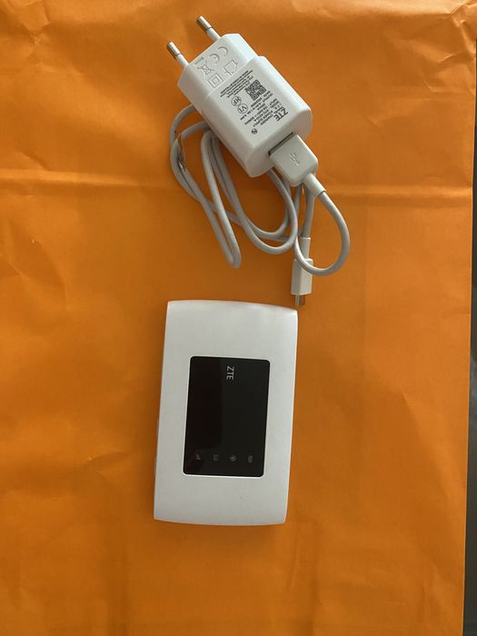 Router 4G ZTE MF920V - Branco