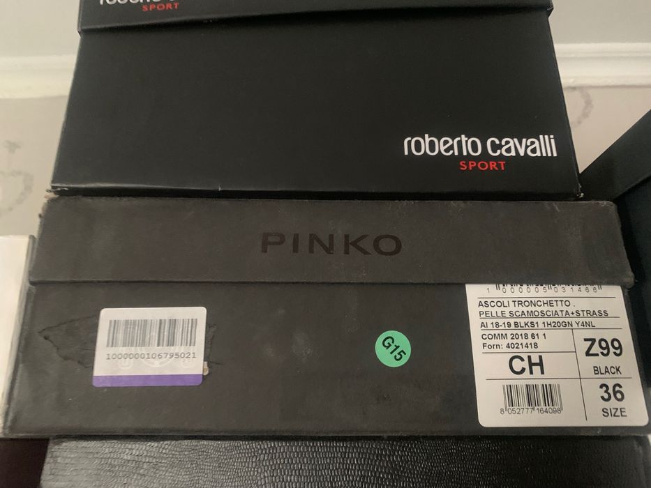 Взуття  ботінки Pinko 36 кросівки Roberto Cavalli 35