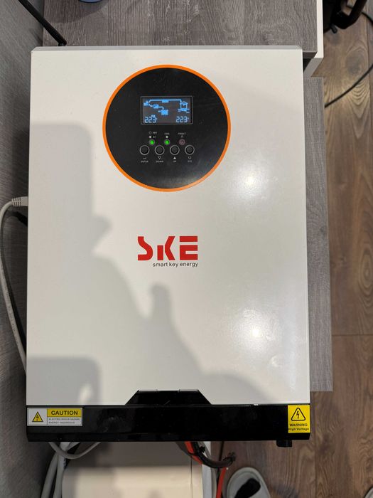 Гибридные Солнечные Инверторы SKE-6.2 10.2кВт и LiFePO4 батареи 5-10кВ