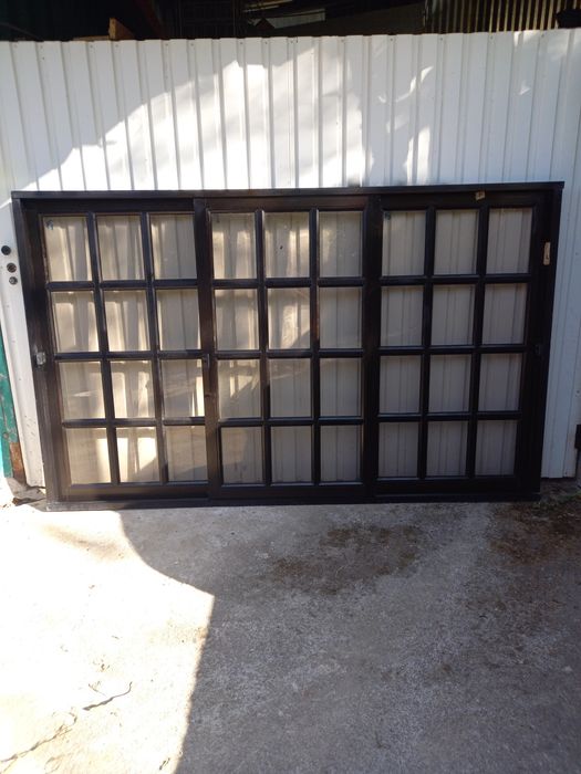 Caixilhos com Janelas em alumínio