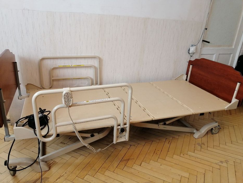 Ліжко для лежачих