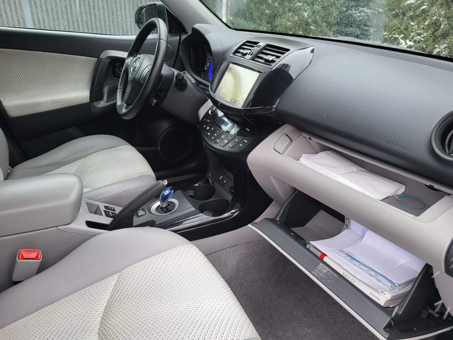 Toyota RAV 4 EV  Electric 41 .8 кВт