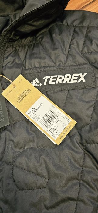 Жіноча куртка Adidas TERREX Myshelter Primaloft, розмір S

MYSHE