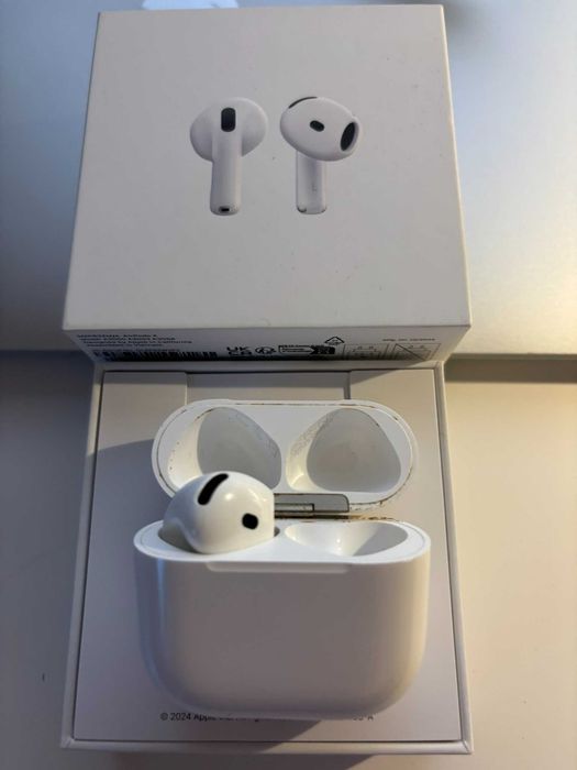 Etui ładujące Airpods 4 model A3053
