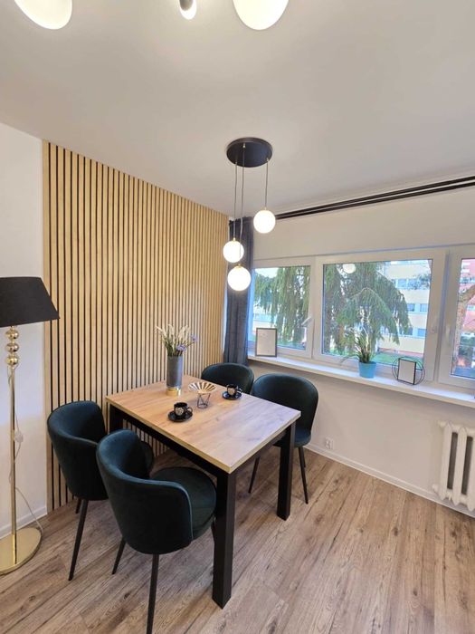 Piętro 1  nowoczesne 2 pokoje blisko Akademii Sztuk Pięknych