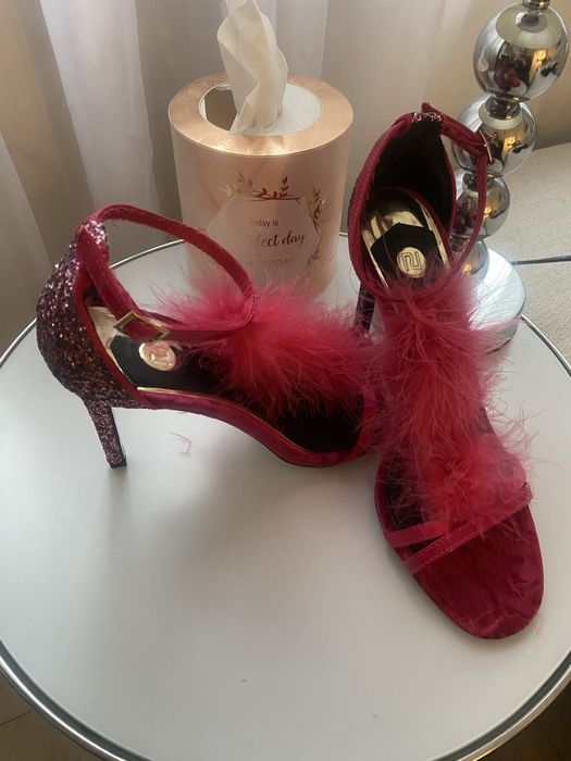 Sandałki na obcasie River Island rozm 41