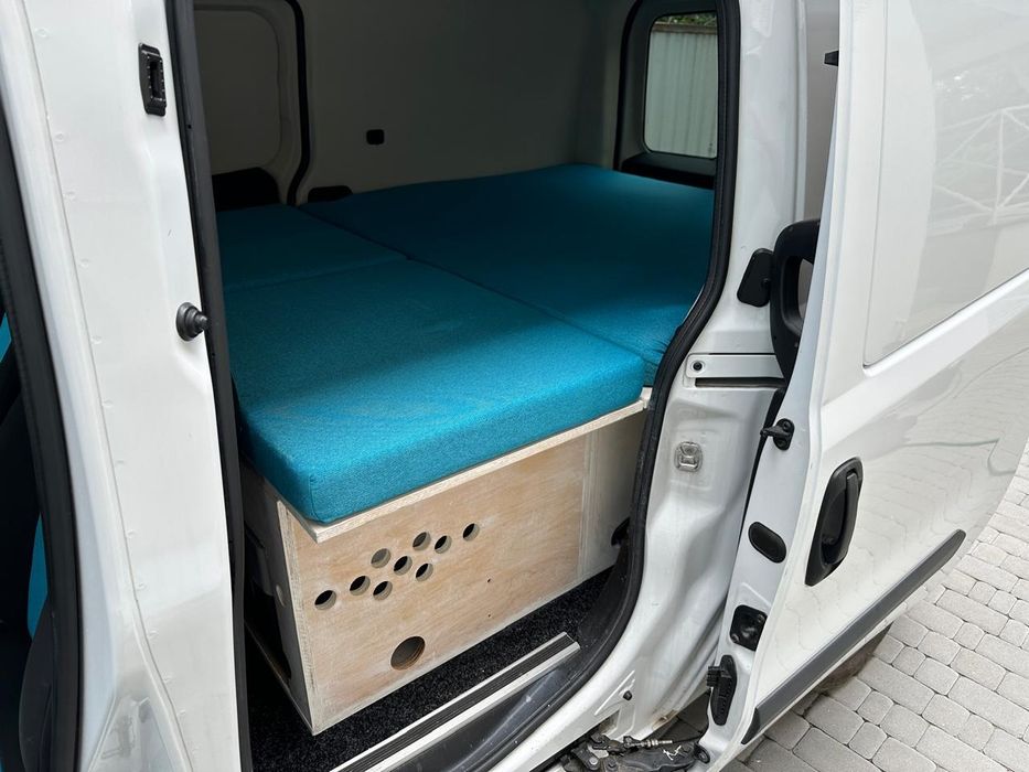 Dodge Promaster City (Fiat doblo)2015 года.