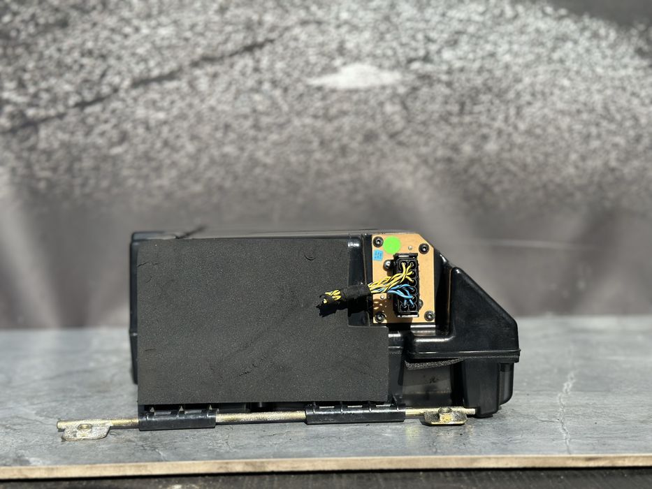 BMW E39 Touring Сабвуфер Nokia Ідеал Subwoofer Універсал BMW e39 BUMER